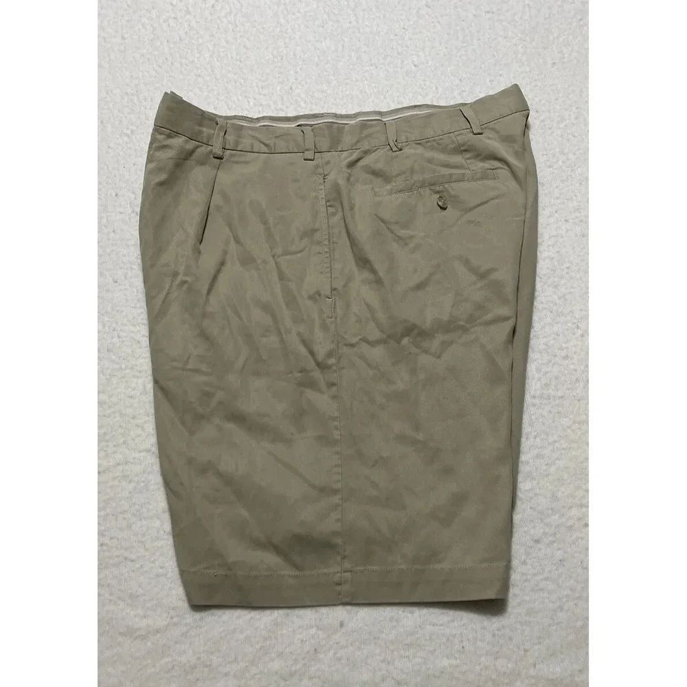 Tommy Bahama Shorts Men's 35 Beige Pleated Front Shorts
